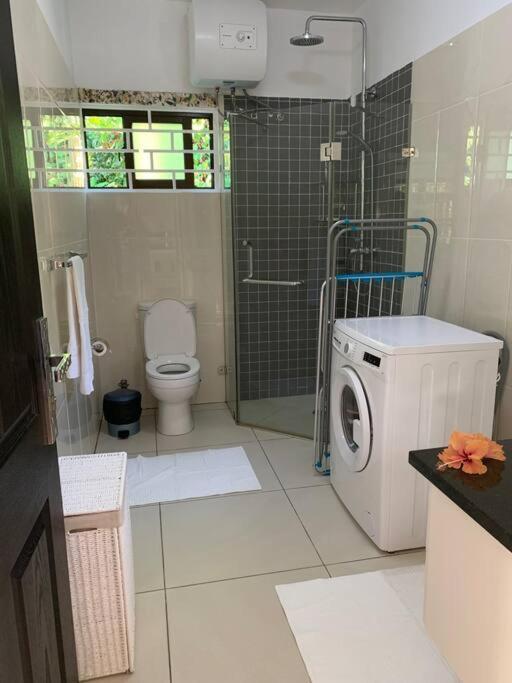 Crystal Apartments Seychelles Seaview Ground Floor Glacis  エクステリア 写真